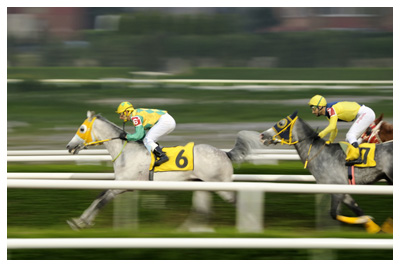 File:Watch-kentucky-derby-2011-online.jpg